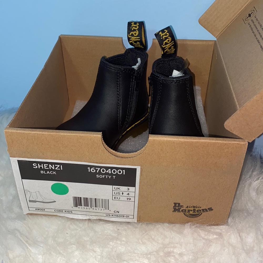 BRAND NEW